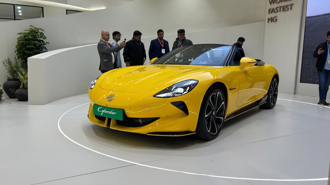 MG Cyberster Electric Sports Car Unveiled at Bharat Mobility Expo 2025